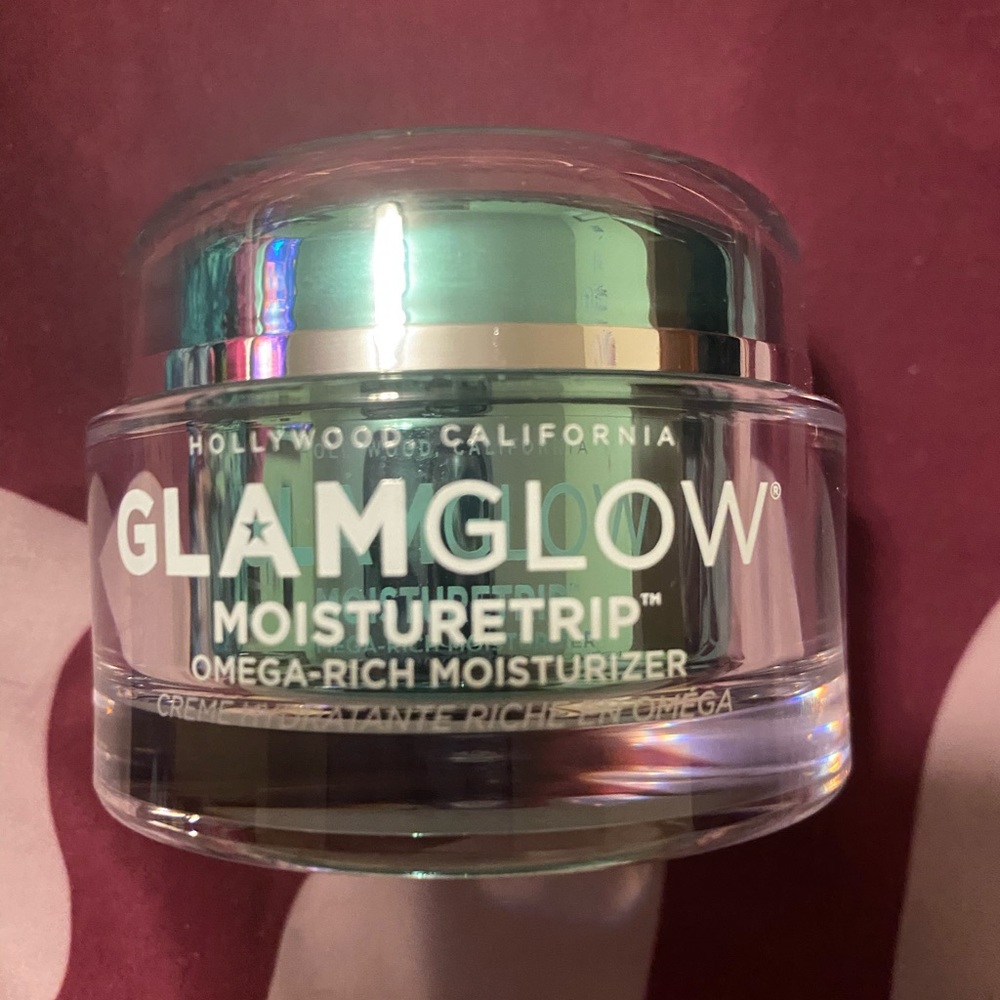 Glam glow moisturizer